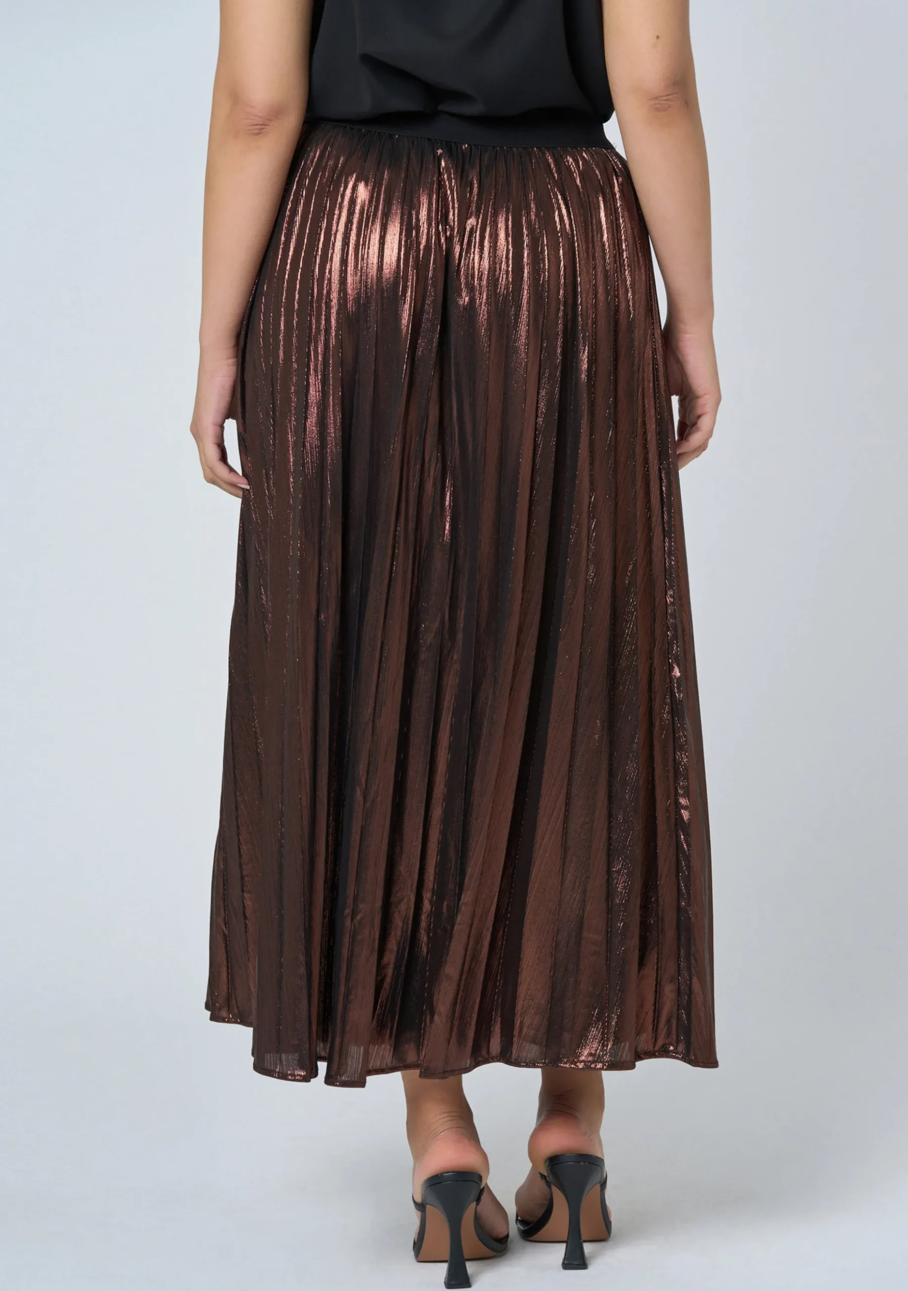 Berlin Maiden Pleated Maxi Skirt