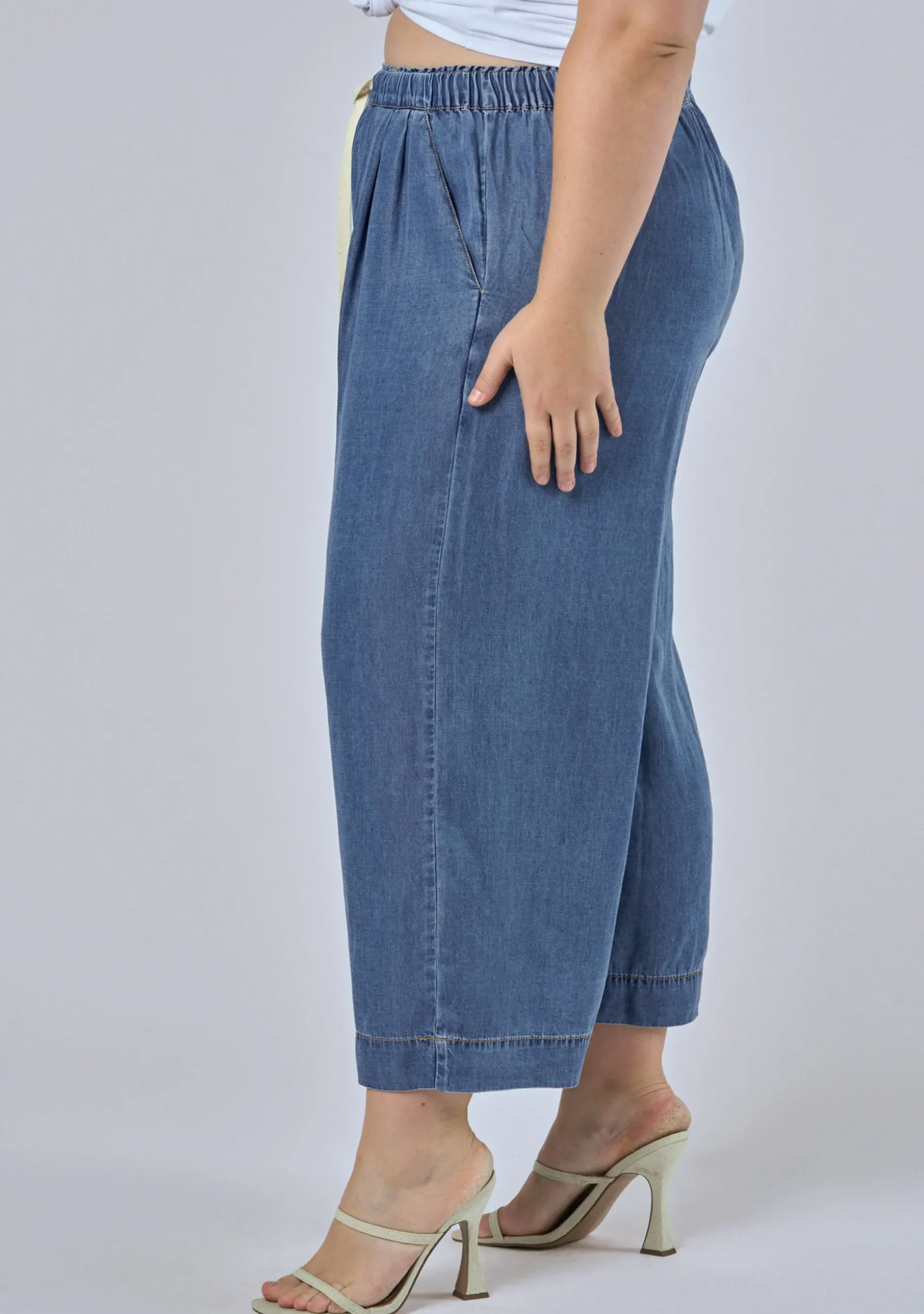 Cleo Chambray Crop Pant