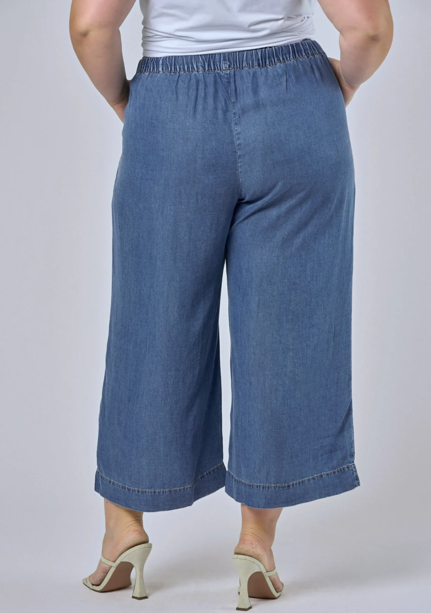 Cleo Chambray Crop Pant