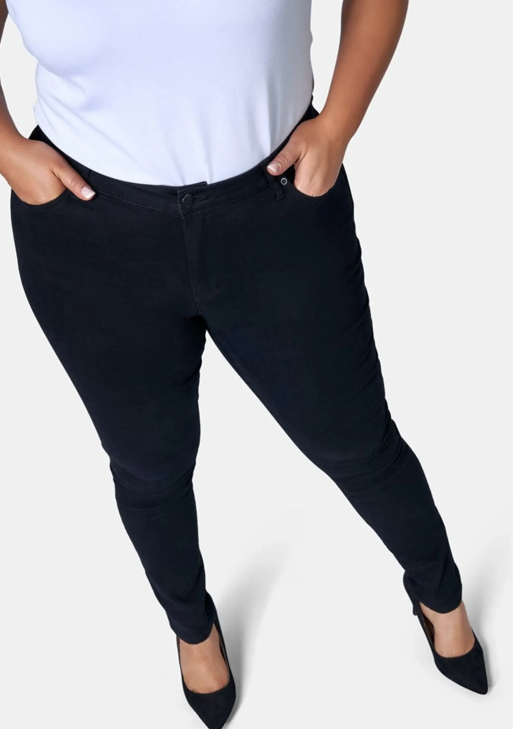 Kylie Curve Skinny Jean