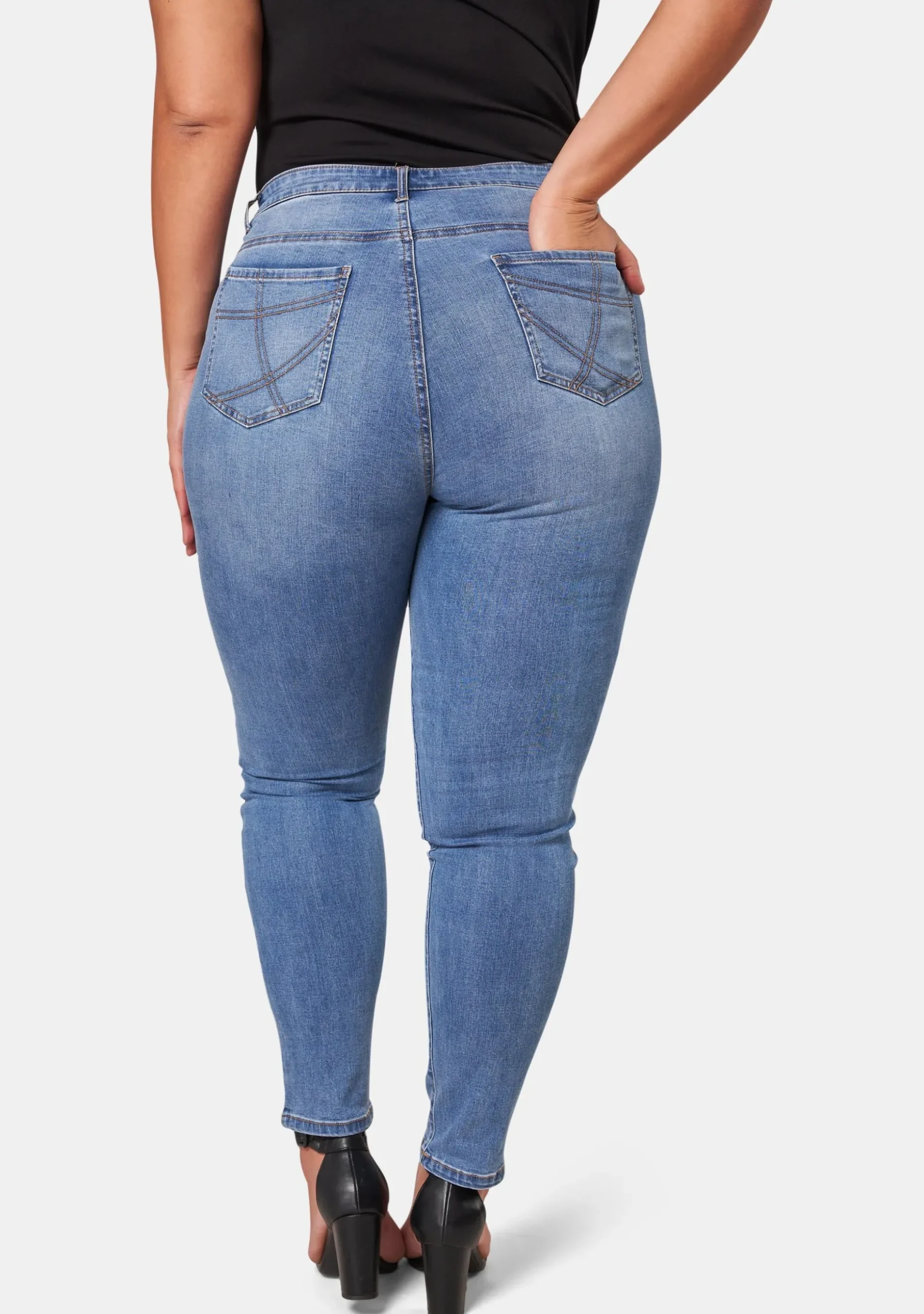 Kylie Curve Skinny Jeans