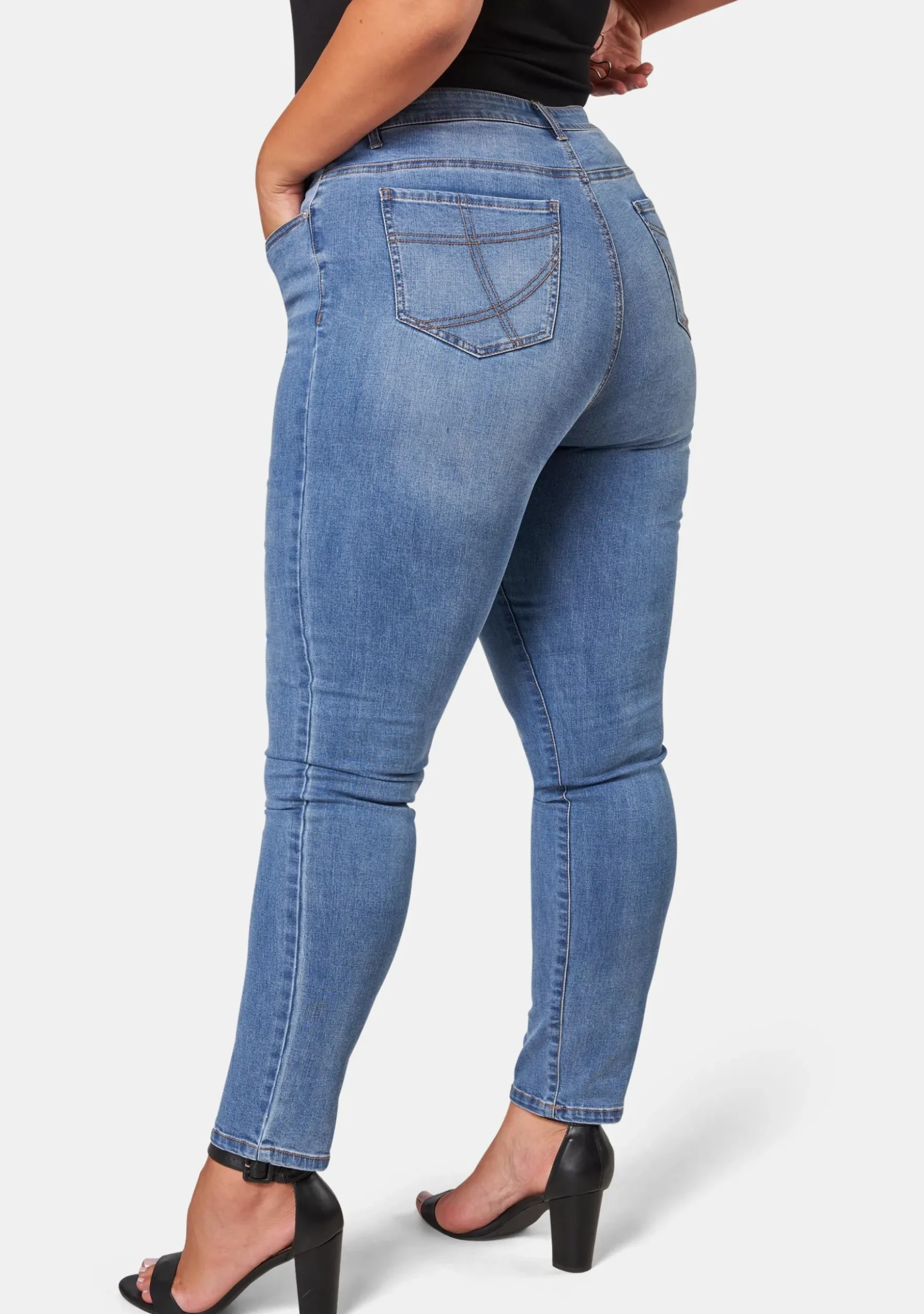 Kylie Curve Skinny Jeans