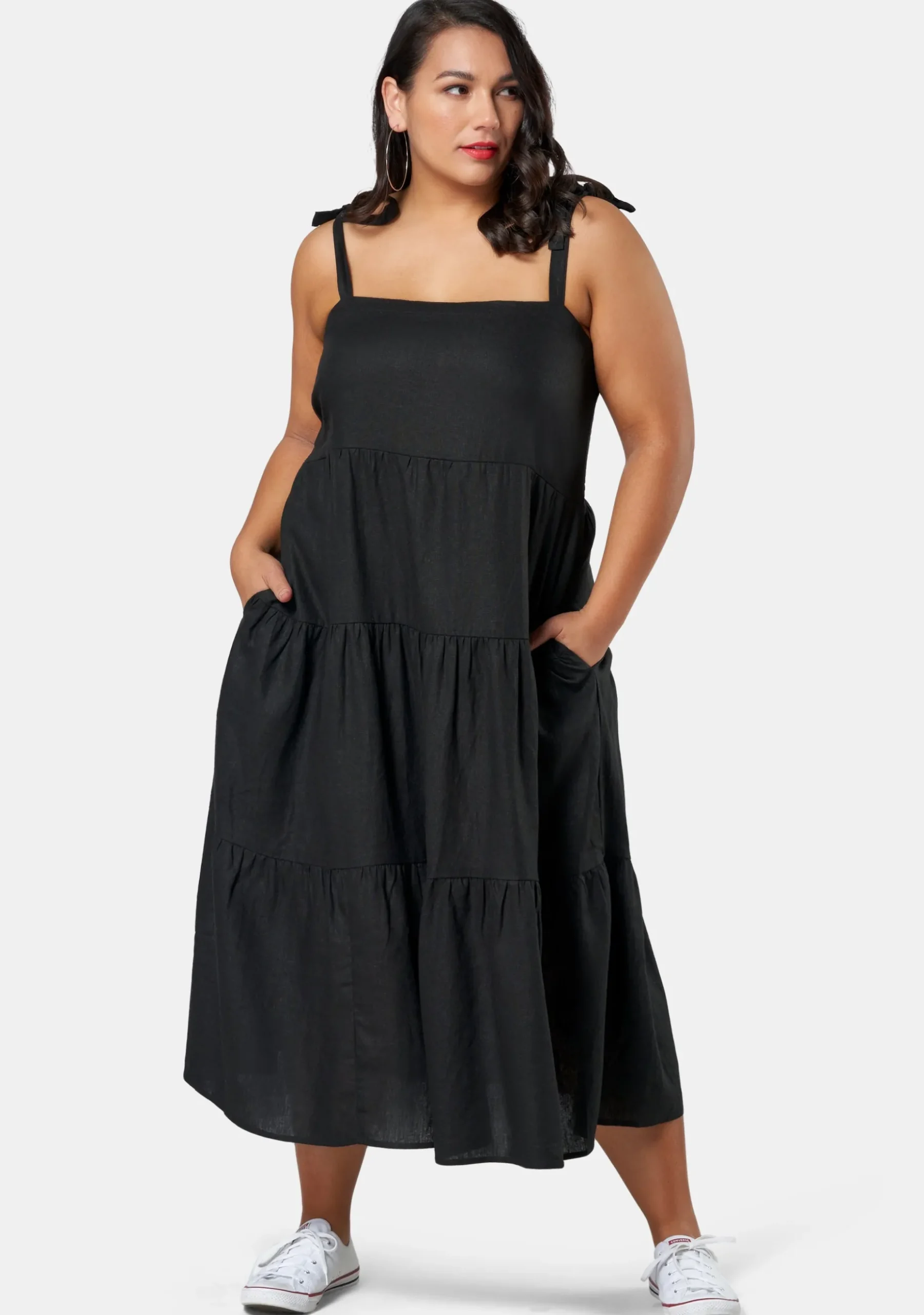 Movin On Up Linen Dress
