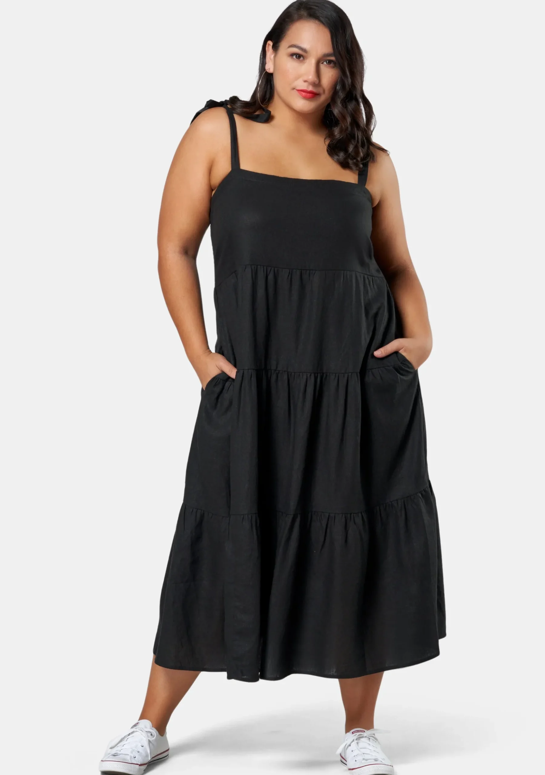 Movin On Up Linen Dress