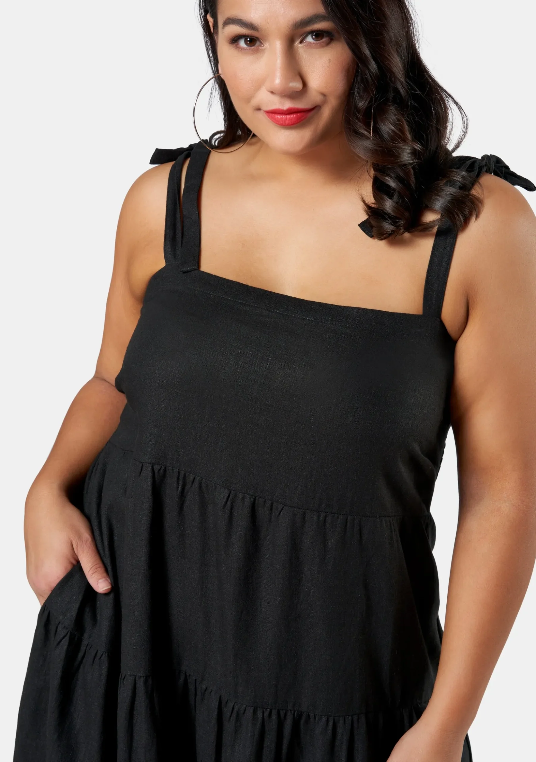 Movin On Up Linen Dress