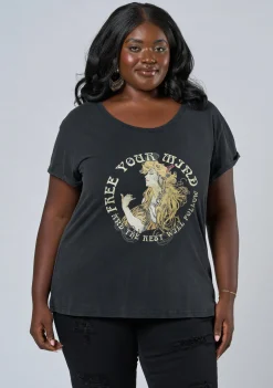 Poetic Dreamer Tee