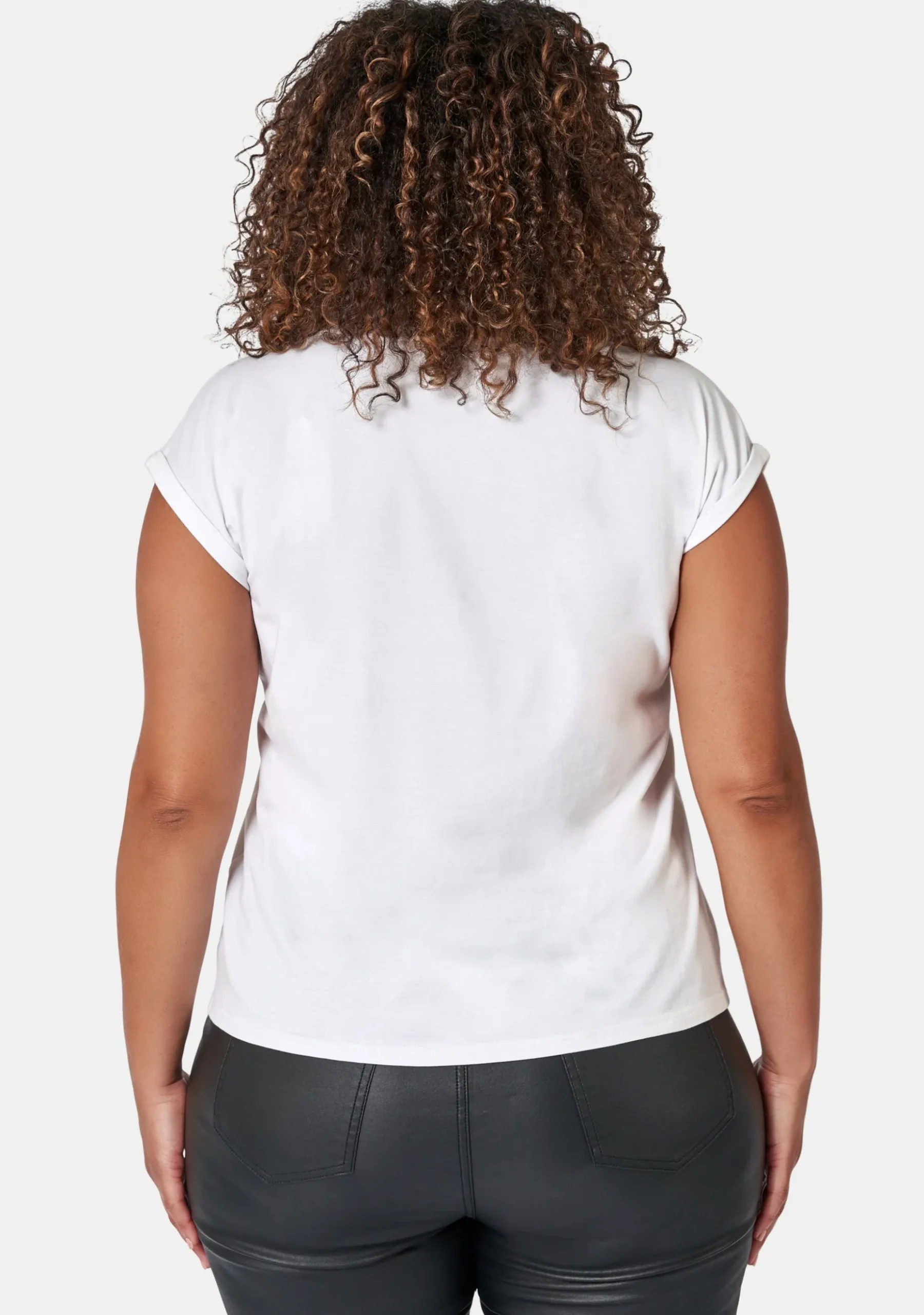 Poppy Premium Tee