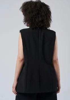 Scarlett Sleeveless Blazer