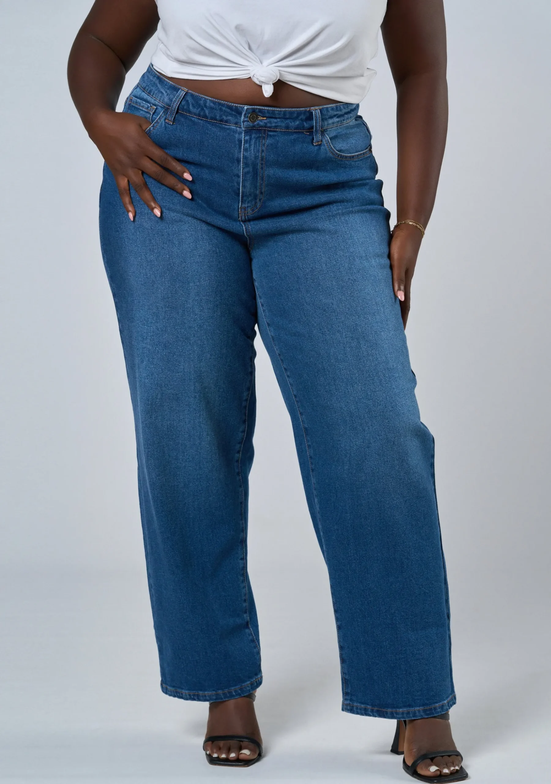 Selina Straight Leg Jean