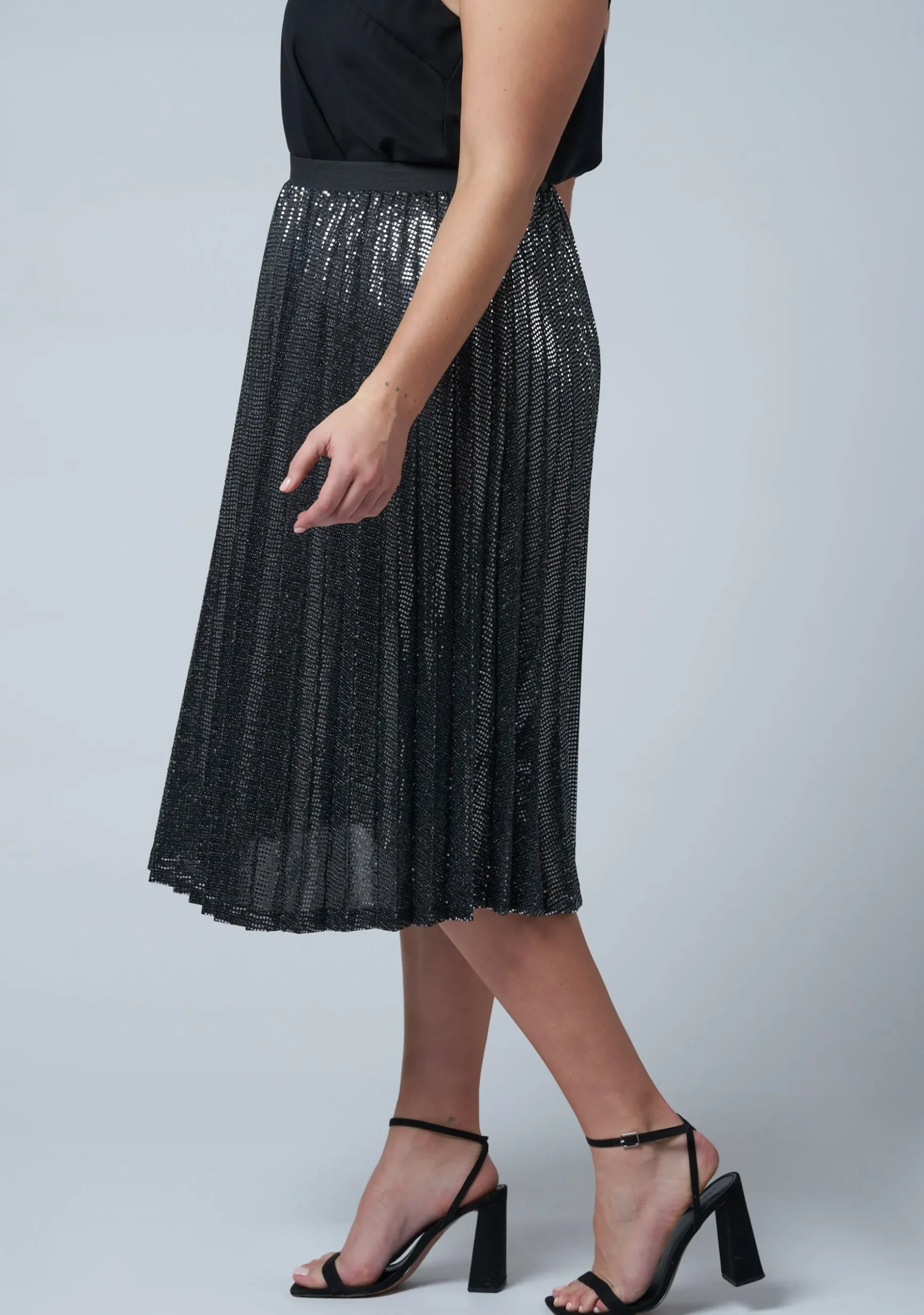 Temptation Sequin Skirt