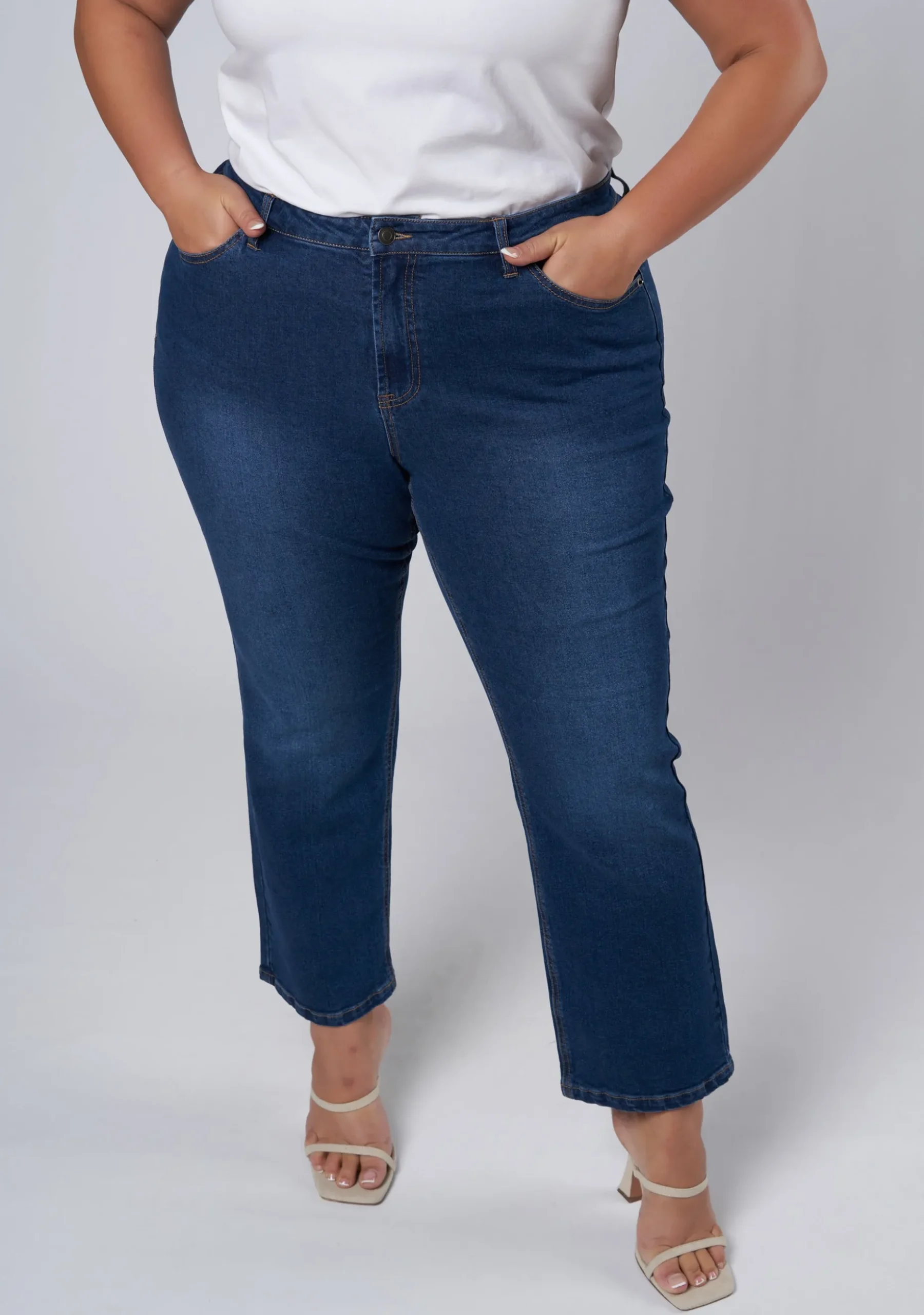 Tia Tapered Jean